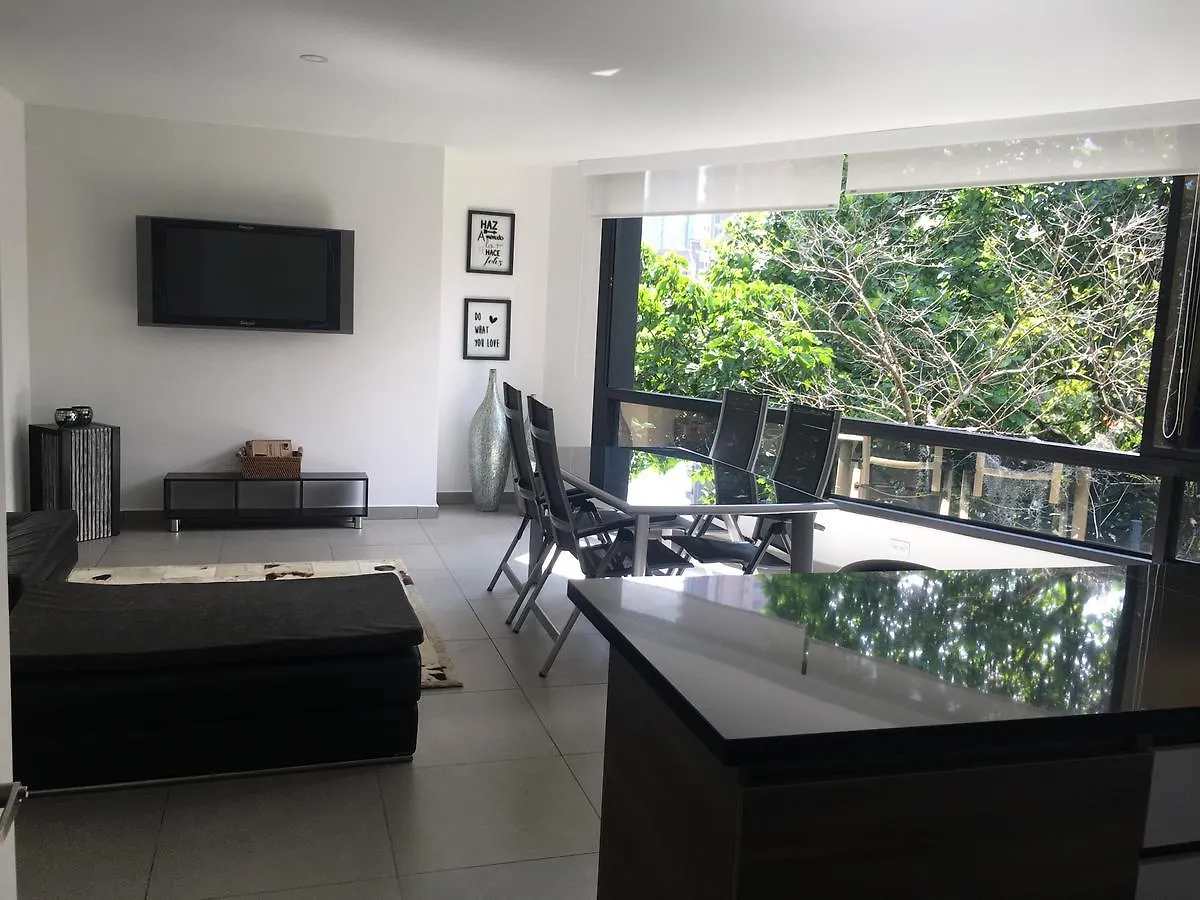 Healthy Place Suite Medellín Appartement